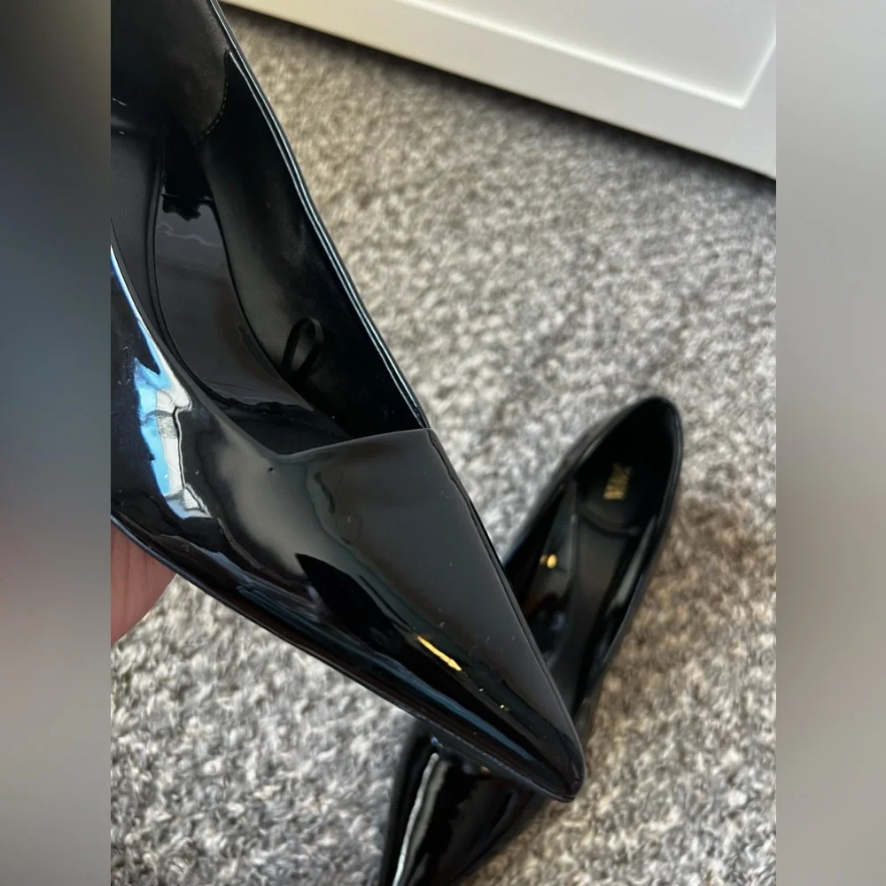 Zara Women’s Black Patent Pumps‎ Heels Size EU 39